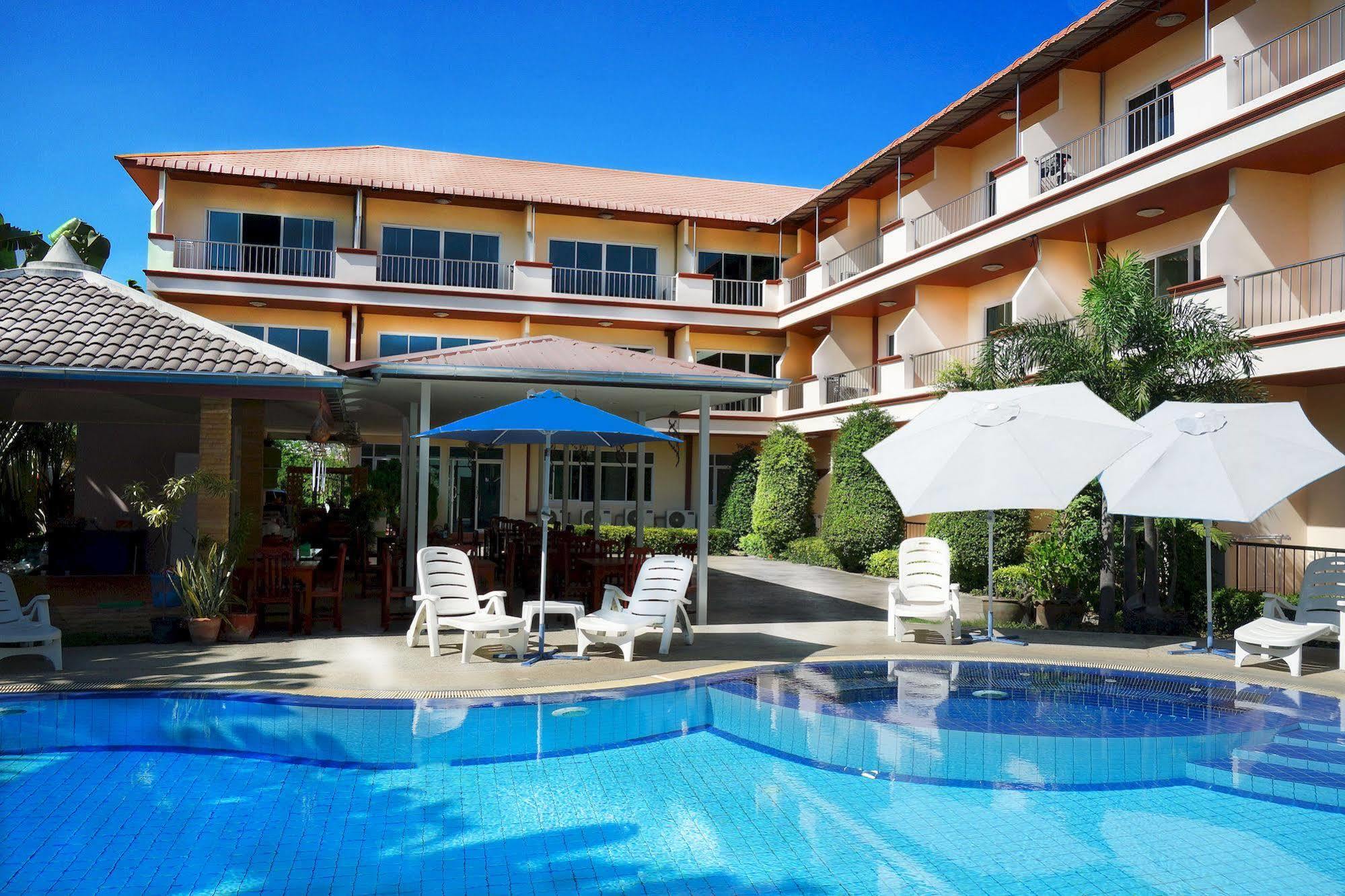 Jungle Resort Jomtien Beach Buitenkant foto